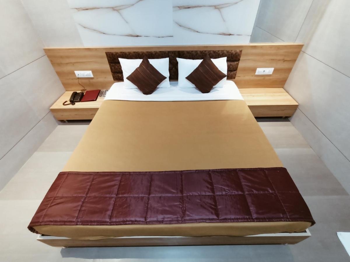 Hotel Prasad Nx 孟买 外观 照片