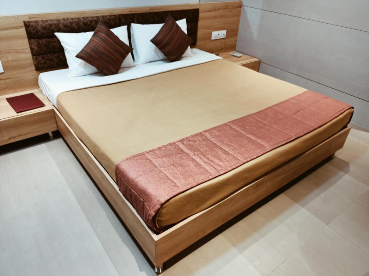 Hotel Prasad Nx 孟买 外观 照片