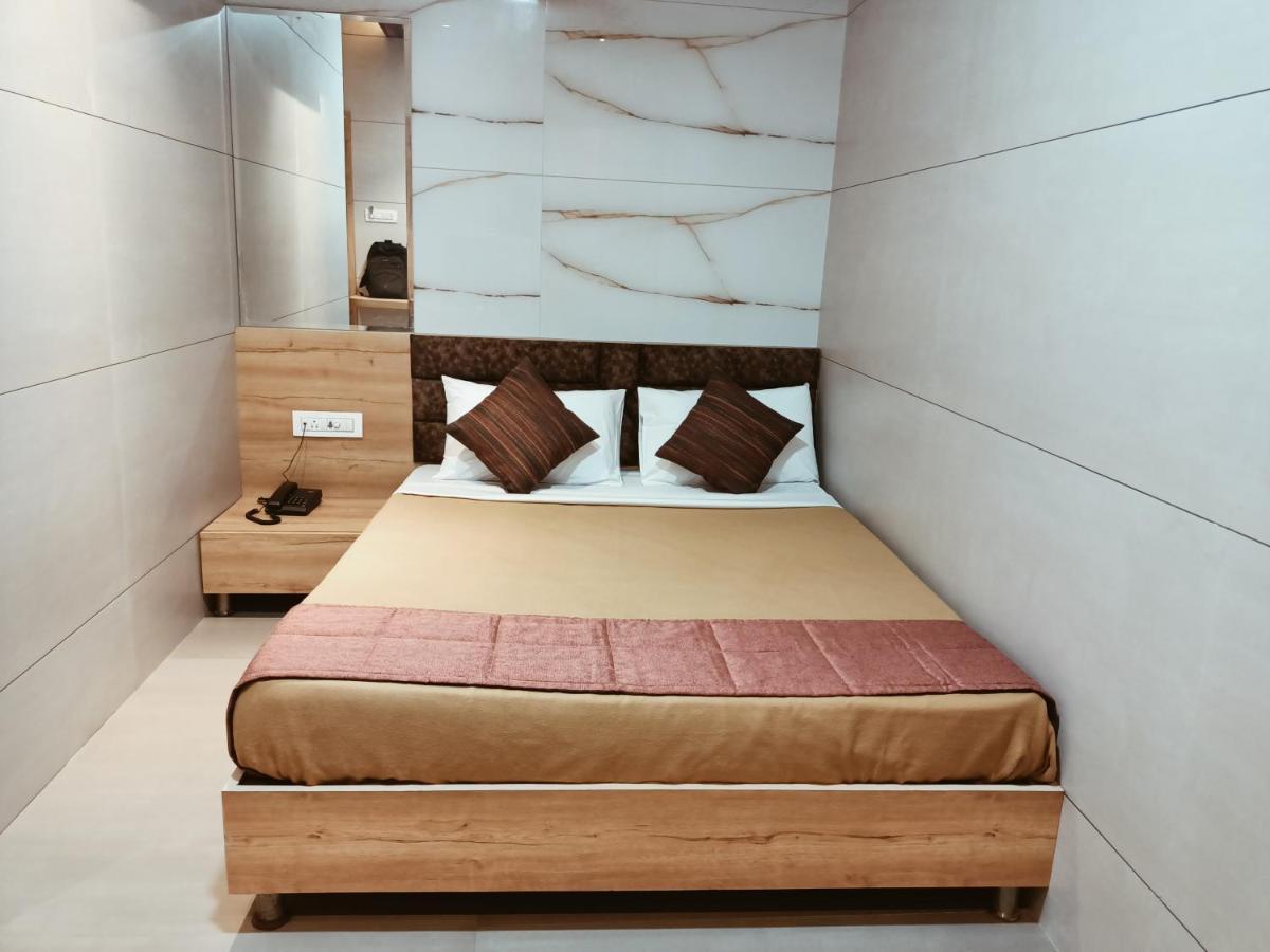 Hotel Prasad Nx 孟买 外观 照片