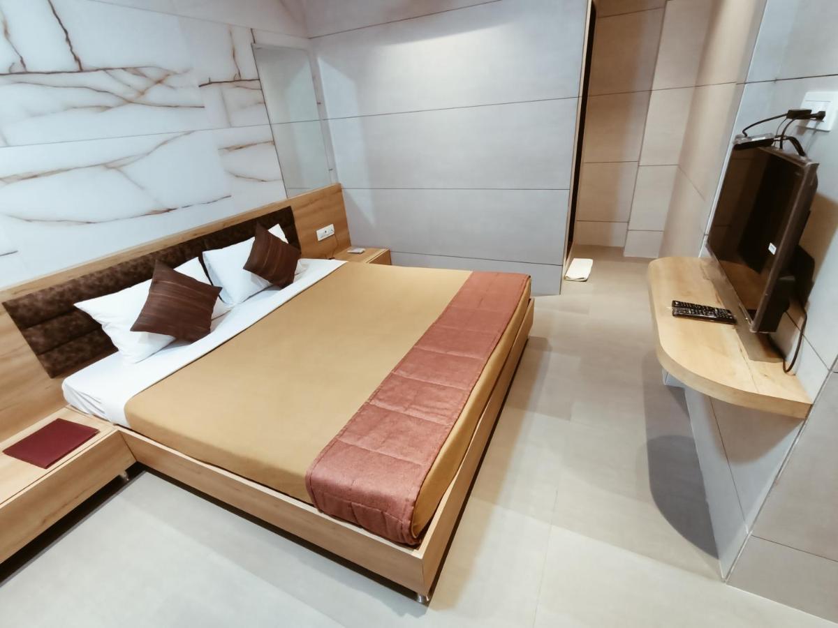 Hotel Prasad Nx 孟买 外观 照片