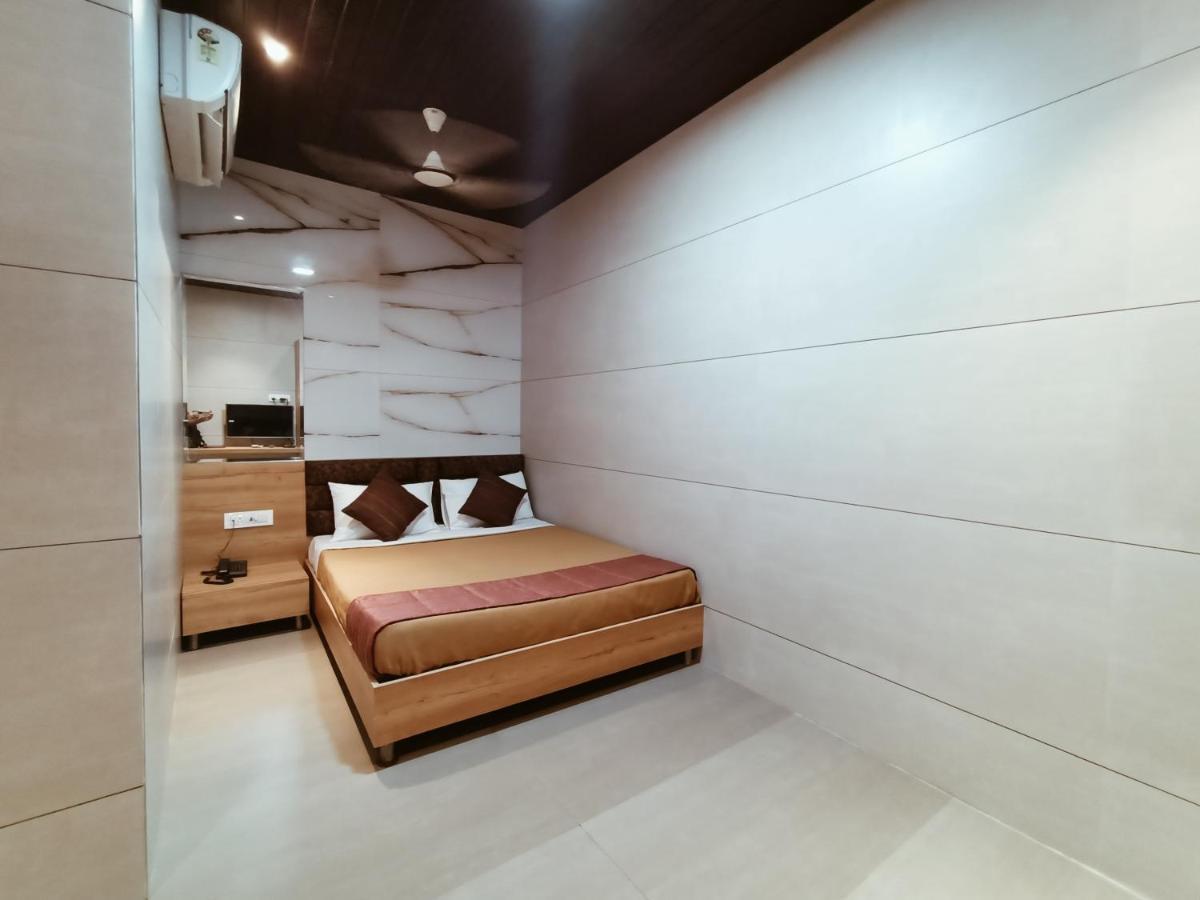 Hotel Prasad Nx 孟买 外观 照片